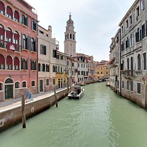Palazzo Schiavoni Residenza D'Epoca & Suite-Apartments