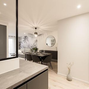 Appartement à 2 Chambres à Coucher