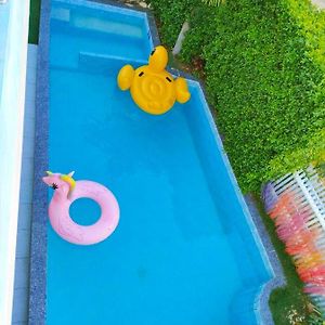 Deep blue pool villa