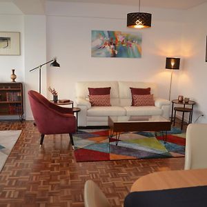 Appartement à 2 Chambres à Coucher
