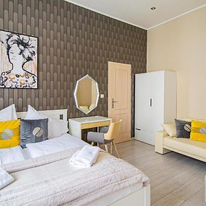 Ruterra Apartment Charles Bridge