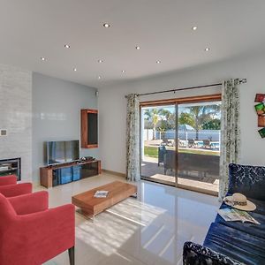 Luxury Villa with Private Pool, Galé, Albufeira