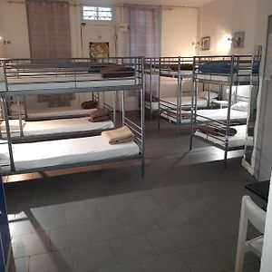 Chambre Juste Pour Femmes Dortoir