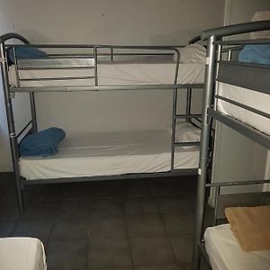 Chambre Juste Pour Hommes Dortoir