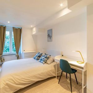Appartement à 2 Chambres à Coucher