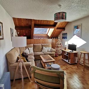 Appartement à 2 Chambres à Coucher