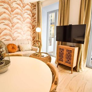 Appartement à 2 Chambres à Coucher