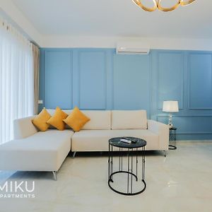 Miku Apartment - Glamorous 1Bedroom Apartment At Olympic Residence