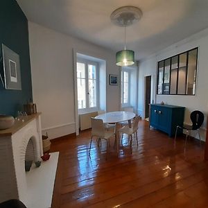 Appartement à 3 Chambres à Coucher