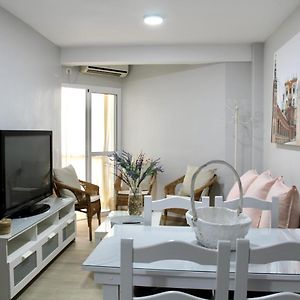 Appartement à 3 Chambres à Coucher