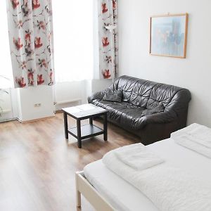 Appartement à 2 Chambres à Coucher