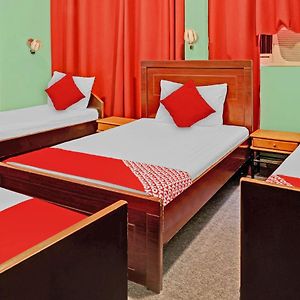 Oyo 795 Al Karawan Hotel