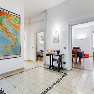 Appartement à 3 Chambres à Coucher