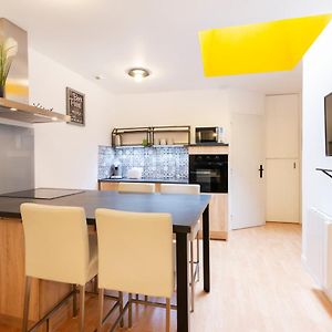 Appartement à 2 Chambres à Coucher