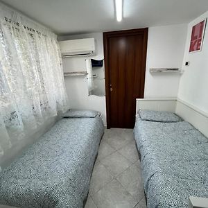 Economy  Private Bathroom Twin Room