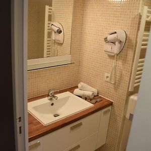 Chambre Club Lit King-Size