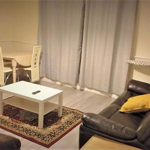 Appartement à 3 Chambres à Coucher