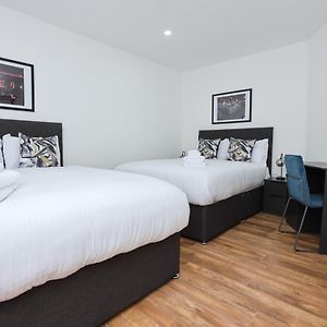 Appartement à 2 Chambres à Coucher