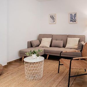 Appartement à 3 Chambres à Coucher