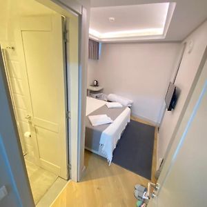 Chambre Lit King-Size au Sous-Sol