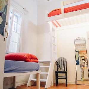 Dormitory Room Mixed