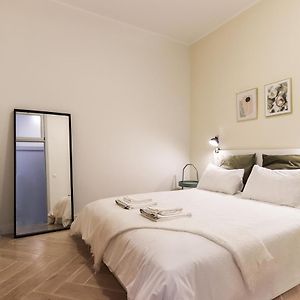 Vita Portucale ! Lisbon Design Apartment With Terrace