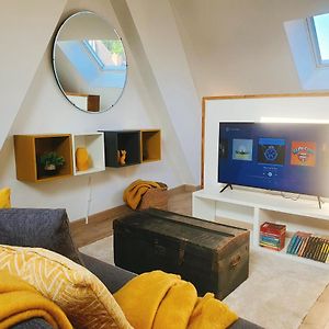 Yellow Studio