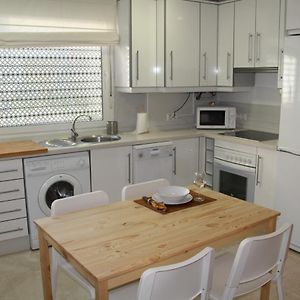 Appartement à 3 Chambres à Coucher