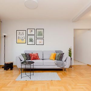 Mokotow Apartment Bluszczanska By Noclegi Renters