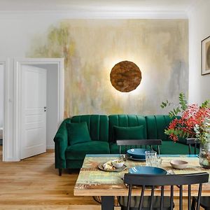 Appartement à 2 Chambres à Coucher