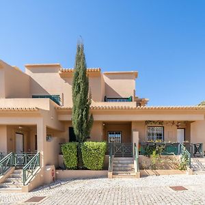 Villa Standarde