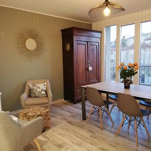 Appartement à 2 Chambres à Coucher