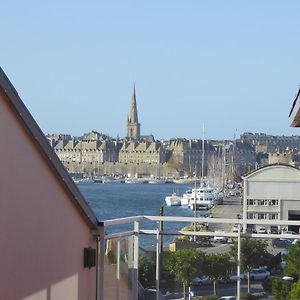 Studio Les Allées du Port