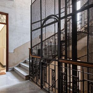Casa Rorro' Nei Pressi Di Via Roma By Wonderful Italy