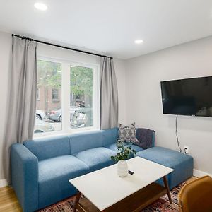 2Br In Heart Of Queen Village - Walk To Everything!