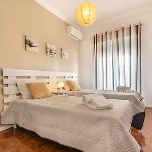 Appartement à 2 Chambres à Coucher