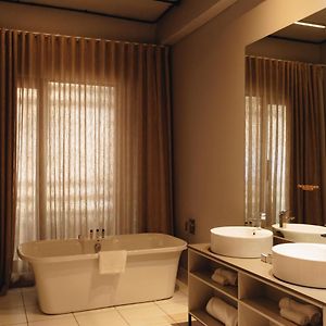 Chambre Exécutive Lit King-Size