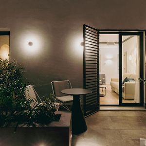 Appartement de Luxe à 2 Chambres à Coucher