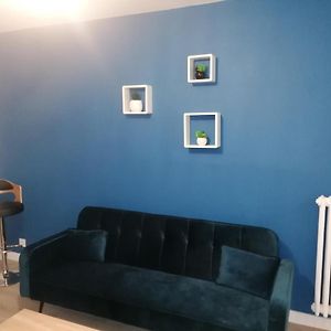 Appartement à 3 Chambres à Coucher