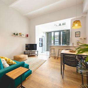 Appartement à 3 Chambres à Coucher