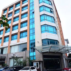 Tqt Hotel