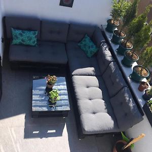 Appartement à 2 Chambres à Coucher