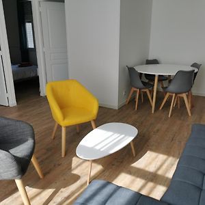 Appartement à 2 Chambres à Coucher