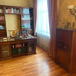 Old Town Apartment Near St Peters Basilica