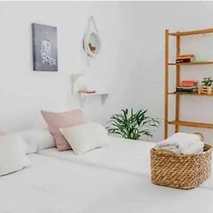 Appartement à 3 Chambres à Coucher