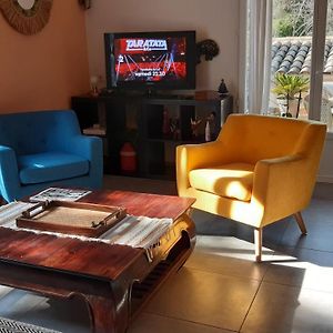 Appartement à 2 Chambres à Coucher