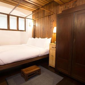 Chambre Standarde Lit Queen-Size