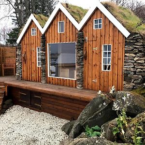 Iceland Sjf Villa, Hot Tub & Outdoor Sauna Amazing Mountains And City View Over Reykjavik