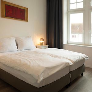 Jaybnb - Apartment Direkt Am Hafen Mit Terrasse Und Uhd Tv