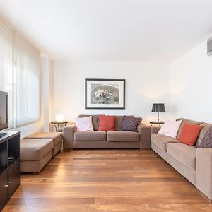 Appartement à 3 Chambres à Coucher